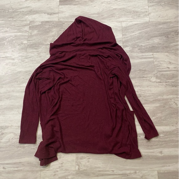 Cardigan - Picture 2 of 3